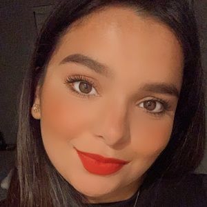 Meet your Posher, Almendra